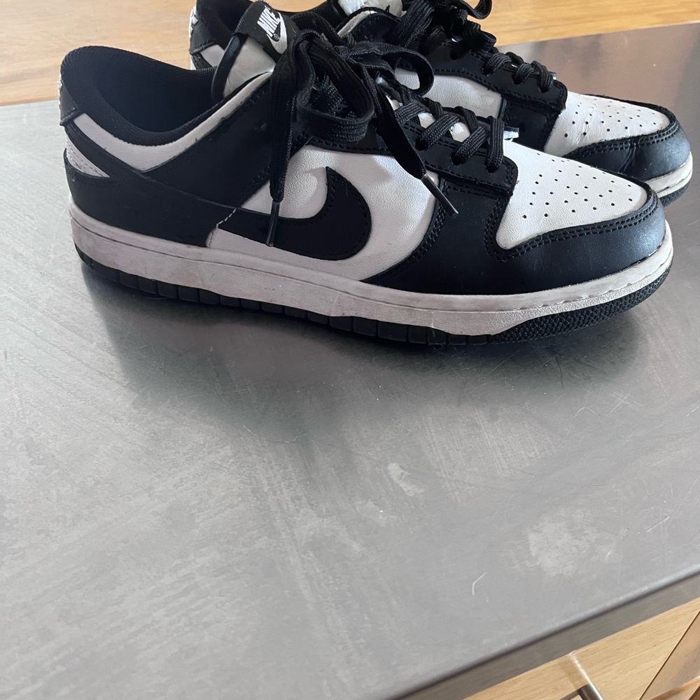 Nike panda dunks